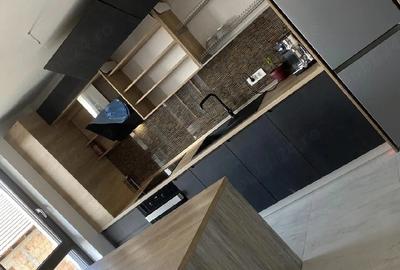 Apartament cu 2 camere decomandat în Girocului