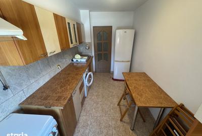 Apartament cu 2 camere decomandat, mobilat în Tomis III