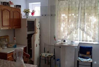 Apartament cu 4 camere în Central