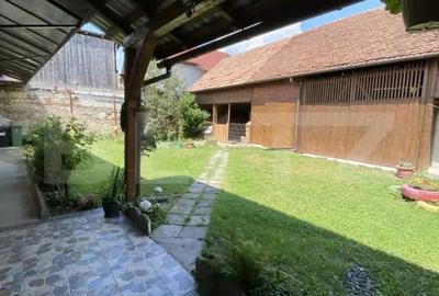 Casă cu 3 camere cu Teren 3687 Mp în Livezile - 1