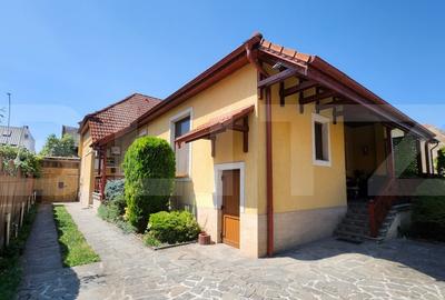 Casă individuală cu 3 camere cu Canalizare în Central
