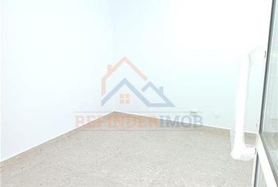 Spațiu comercial, de 17 mp, în Militari - 2
