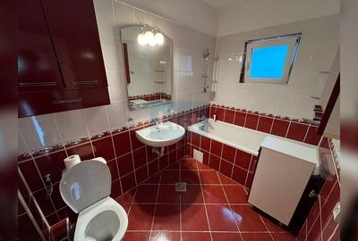 Apartament cu 3 camere semidecomandat în Europa - 13