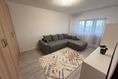 Apartament cu 3 camere, mobilat în 13 Septembrie - 20