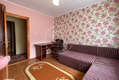Apartament cu 3 camere decomandat în Sânmartin - 3