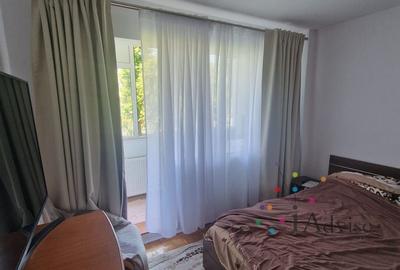 Apartament cu 3 camere semidecomandat în Astra - 2