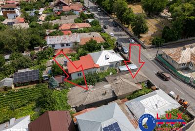 Casă cu 7 camere cu Teren 300 Mp în Babadag