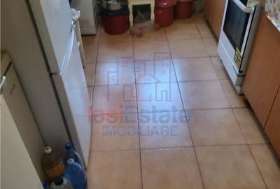 Apartament cu 3 camere semidecomandat în Podu Roș - 6