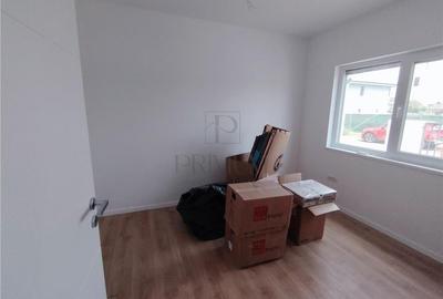 Duplex cu 5 camere cu Canalizare în Moșnița Nouă - 6