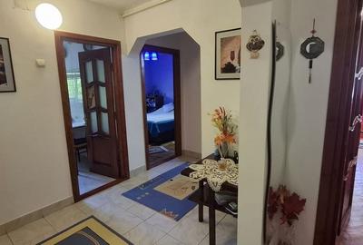 Apartament cu 3 camere în Tomis Nord
