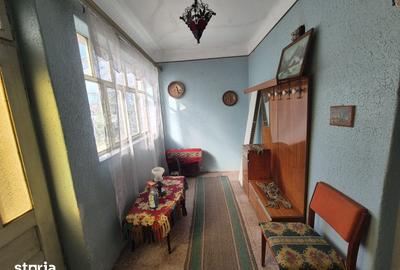 Casă cu 3 camere cu Teren 449 Mp în Teiu - 6