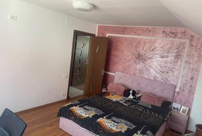 Casă cu 4 camere în Valu lui Traian - 8