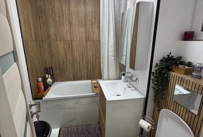 Apartament cu 2 camere decomandat în Central - 1