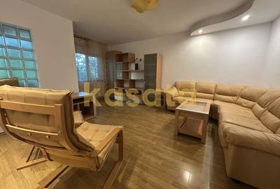 Apartament cu 3 camere decomandat, mobilat în Uverturii - 1
