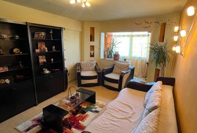 Apartament cu 2 camere decomandat, mobilat în 1 Mai