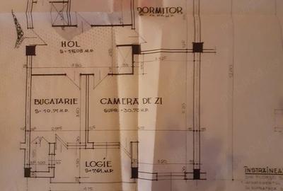 Apartament cu 3 camere decomandat în Sud