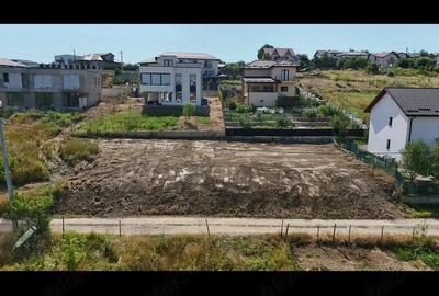 Teren de 500 mp, în Central