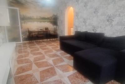 Apartament cu 2 camere semidecomandat, mobilat în Vălenii de Munte