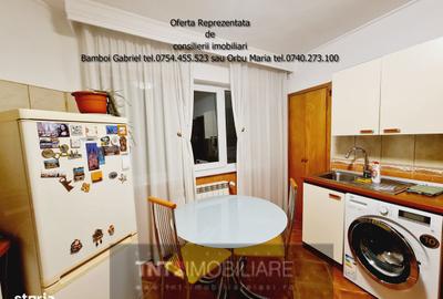 Apartament cu 4 camere decomandat în Piața Unirii - 2