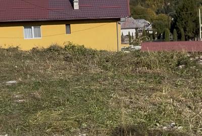 Teren de 640 mp, în Central