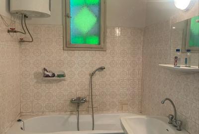 Casă cu Teren 1726 Mp în Central - 16