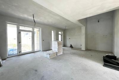 Duplex cu 4 camere cu Canalizare în Moșnița Nouă - 2