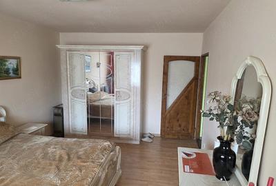 Apartament cu 3 camere decomandat în Micălaca - 3
