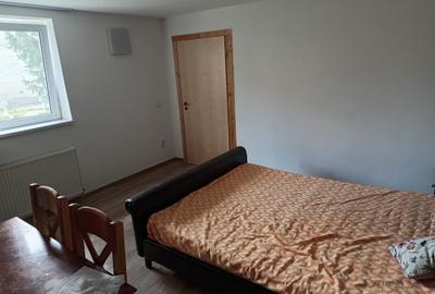 Casă cu 2 camere cu Teren 300 Mp în Central - 5