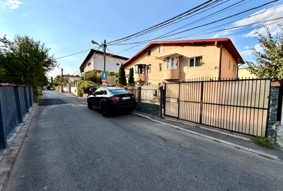 Duplex cu 4 camere cu Canalizare în Metalurgiei