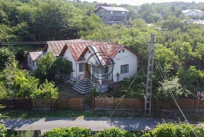 Casă cu 5 camere cu Teren 2407 Mp în Găgeni