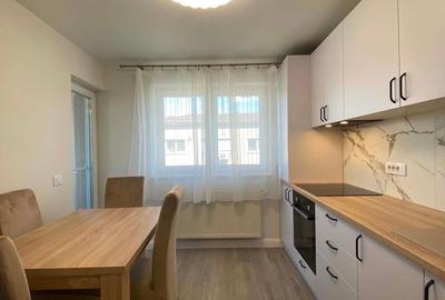 Apartament cu 3 camere semidecomandat în Micro 16 - 11