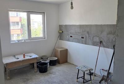 Apartament cu 3 camere semidecomandat în Ulmi - 4