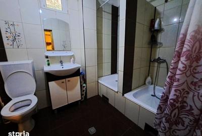 Casă cu 10 camere cu Teren 1500 Mp în Vale - 5