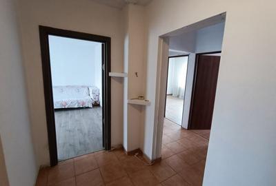 Apartament cu 3 camere decomandat în Vitan Mall