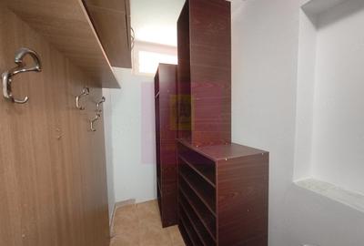 Casă cu Teren 1000 Mp în Central
