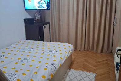Apartament cu 3 camere semidecomandat în Central - 7