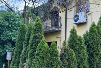Casă cu 5 camere cu Canalizare în Ceangăi