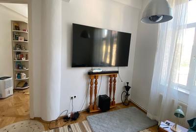 Apartament cu 3 camere în Gara de Nord