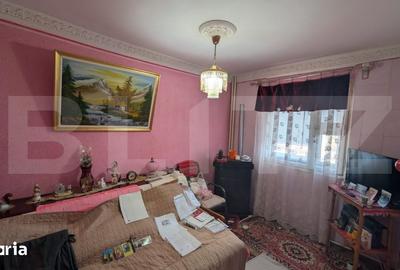 Apartament cu 3 camere semidecomandat în Micro 8 - 1