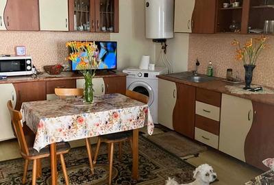 Casă cu 3 camere cu Teren 700 Mp în Central