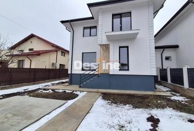Duplex cu 4 camere cu Canalizare în Valea Adâncă