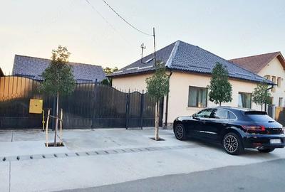 Casă cu Teren 1500 Mp în Central