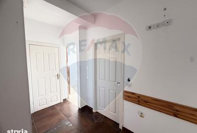 Apartament cu 5 camere în Central - 4