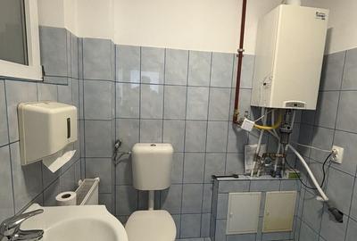 Spațiu comercial, de 50 mp, în Mehala - 16