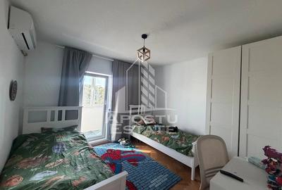 Apartament cu 2 camere decomandat în Bucovina