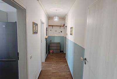 Apartament cu 2 camere decomandat în Runcu