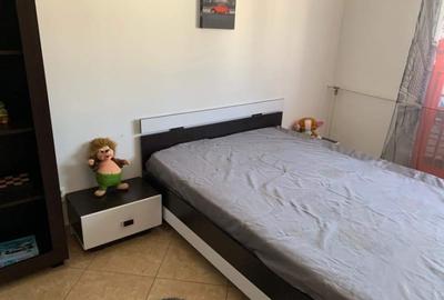 Apartament cu 3 camere decomandat în 1 Mai