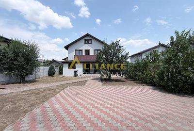 Casă individuală cu 5 camere cu Teren 555 Mp în Berceni - 2