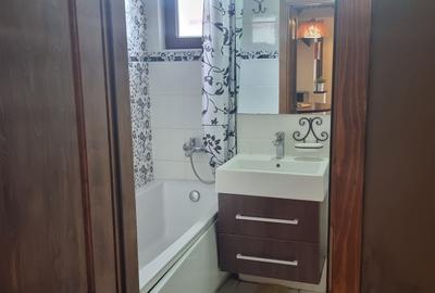 Apartament cu 2 camere decomandat în Central - 3