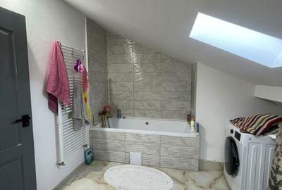 Casă cu 5 camere cu Teren 720 Mp în Central - 14